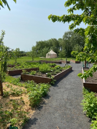 Haveanlæg og højbedsområde ved Botilbudet Lindholm